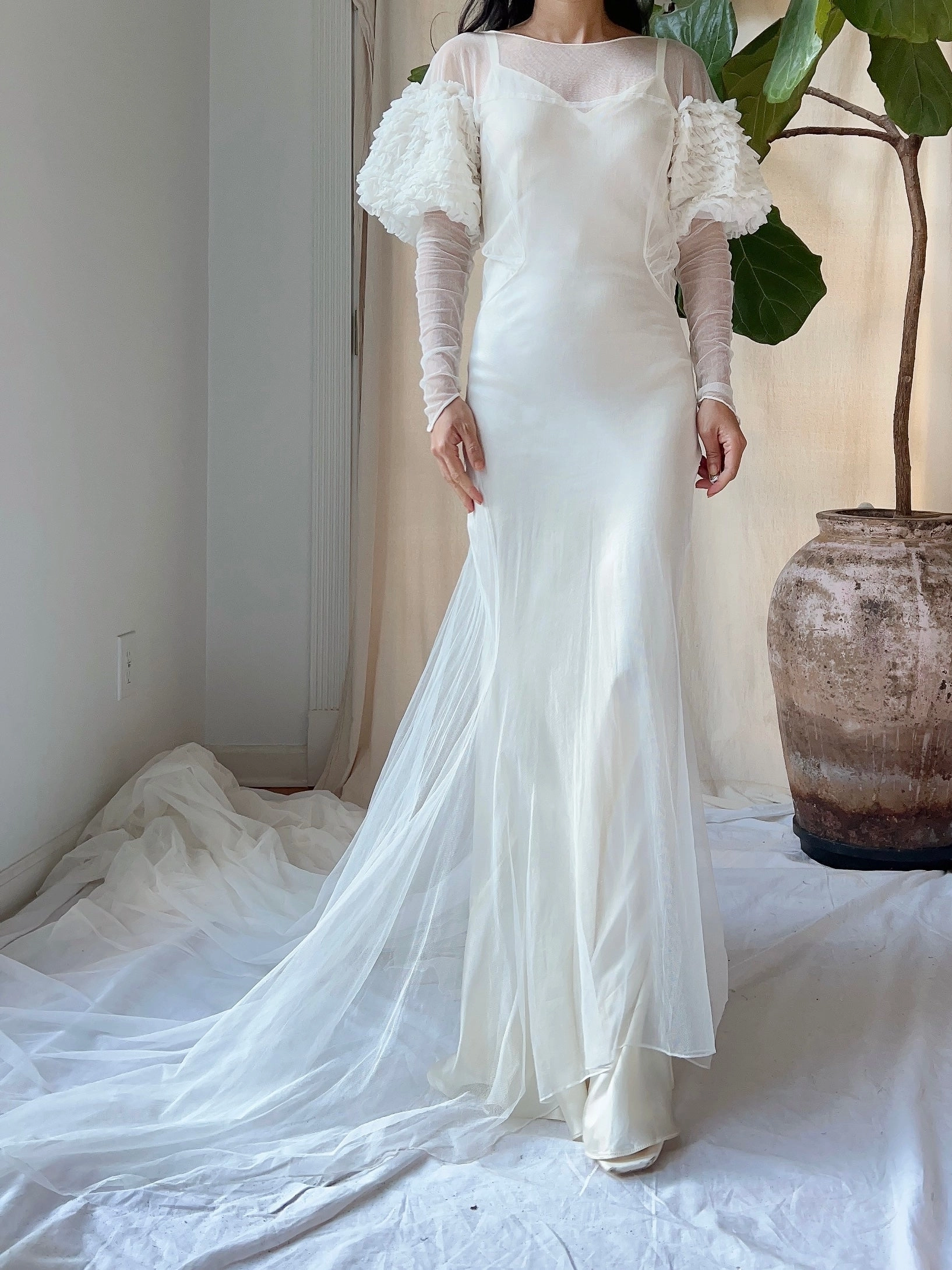1930s Tulle Puff Sleeves Gown - XS