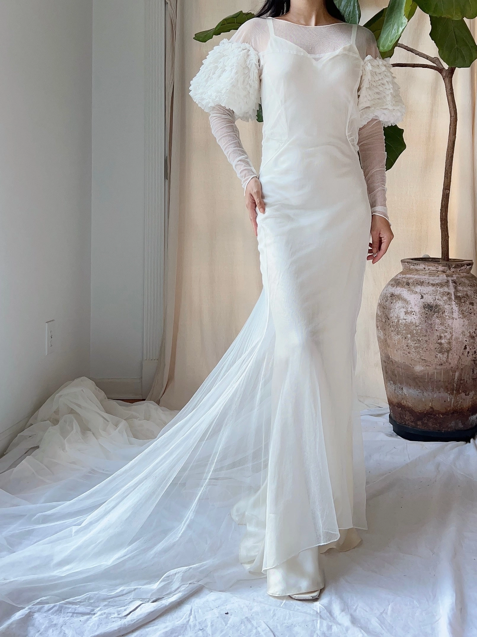 1930s Tulle Puff Sleeves Gown - XS