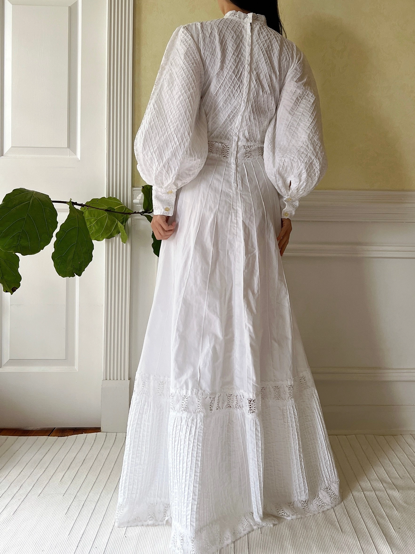 1970s Cotton Puff Sleeve Dress - S