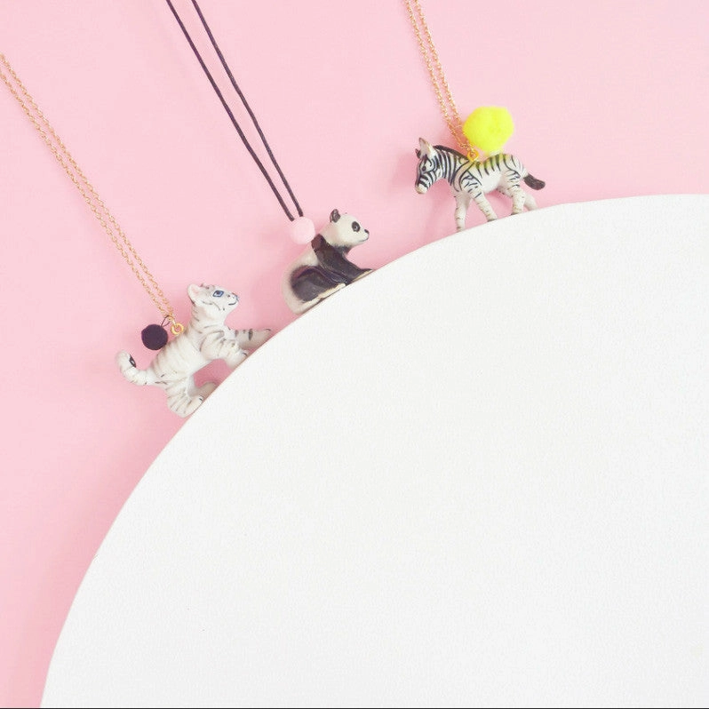 A Mini Penny White Tiger Necklace