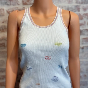 CHANEL White Ribbed Multicolor Clover Tank Top Sz 40