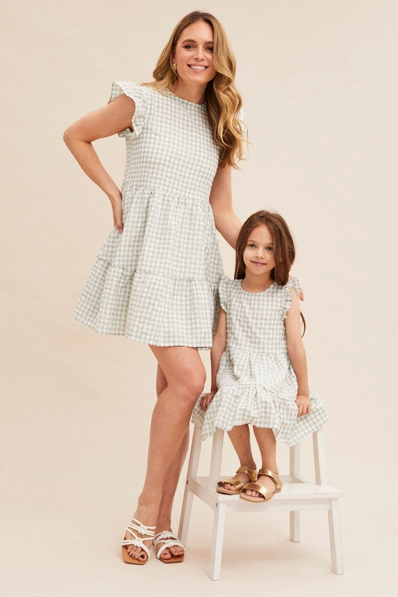 Check Kids Short Sleeve Tiered Smock Dress
