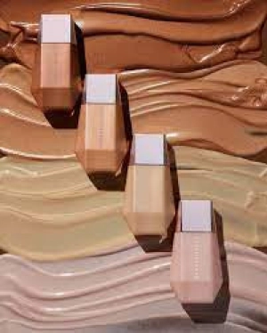 Fenty Beauty By Rihanna Eaze Drop'Lit