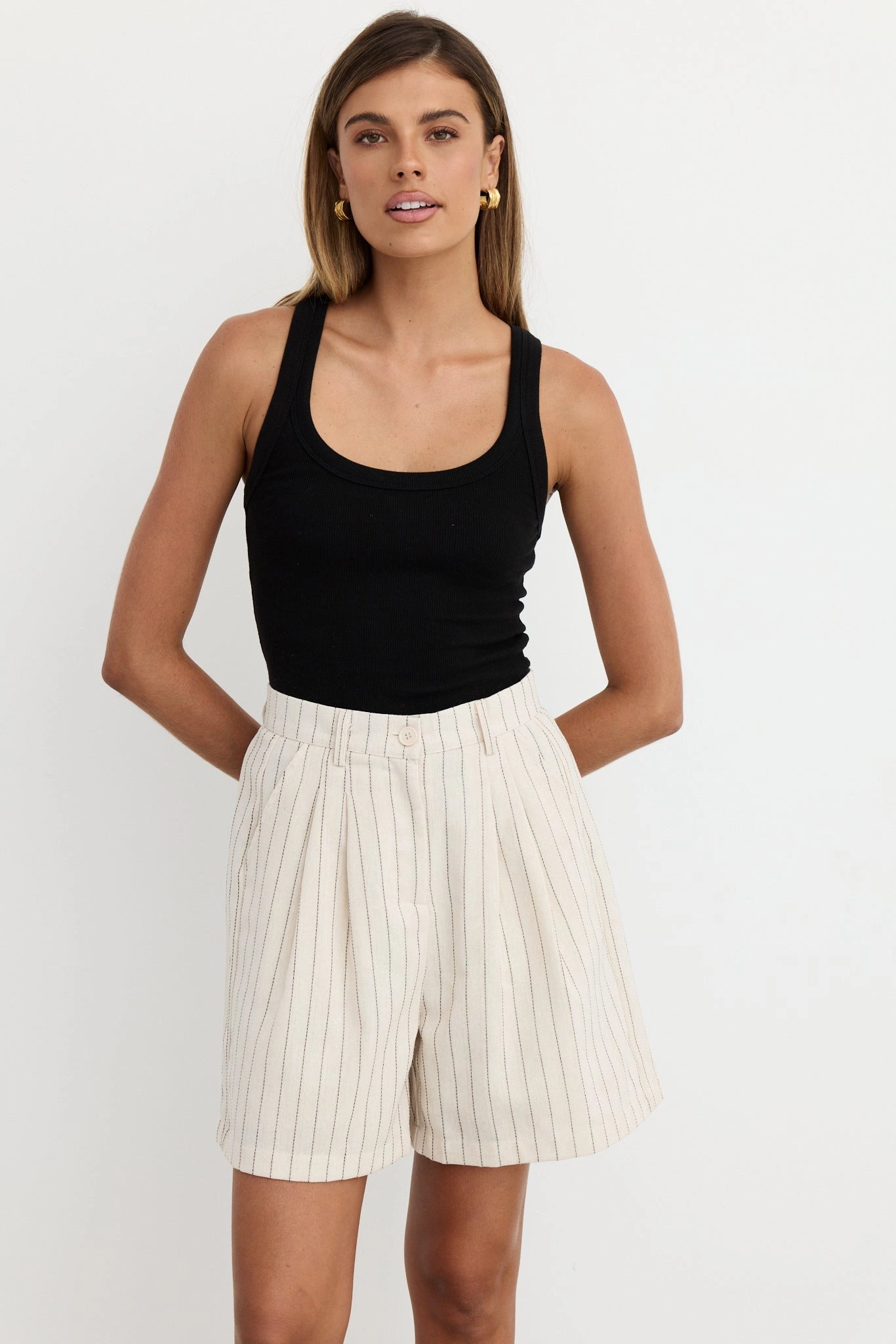 Sara Short (Beige)