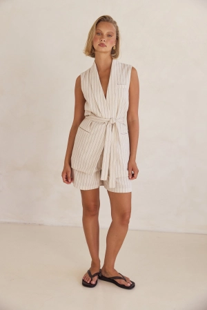 Sara Short (Beige)