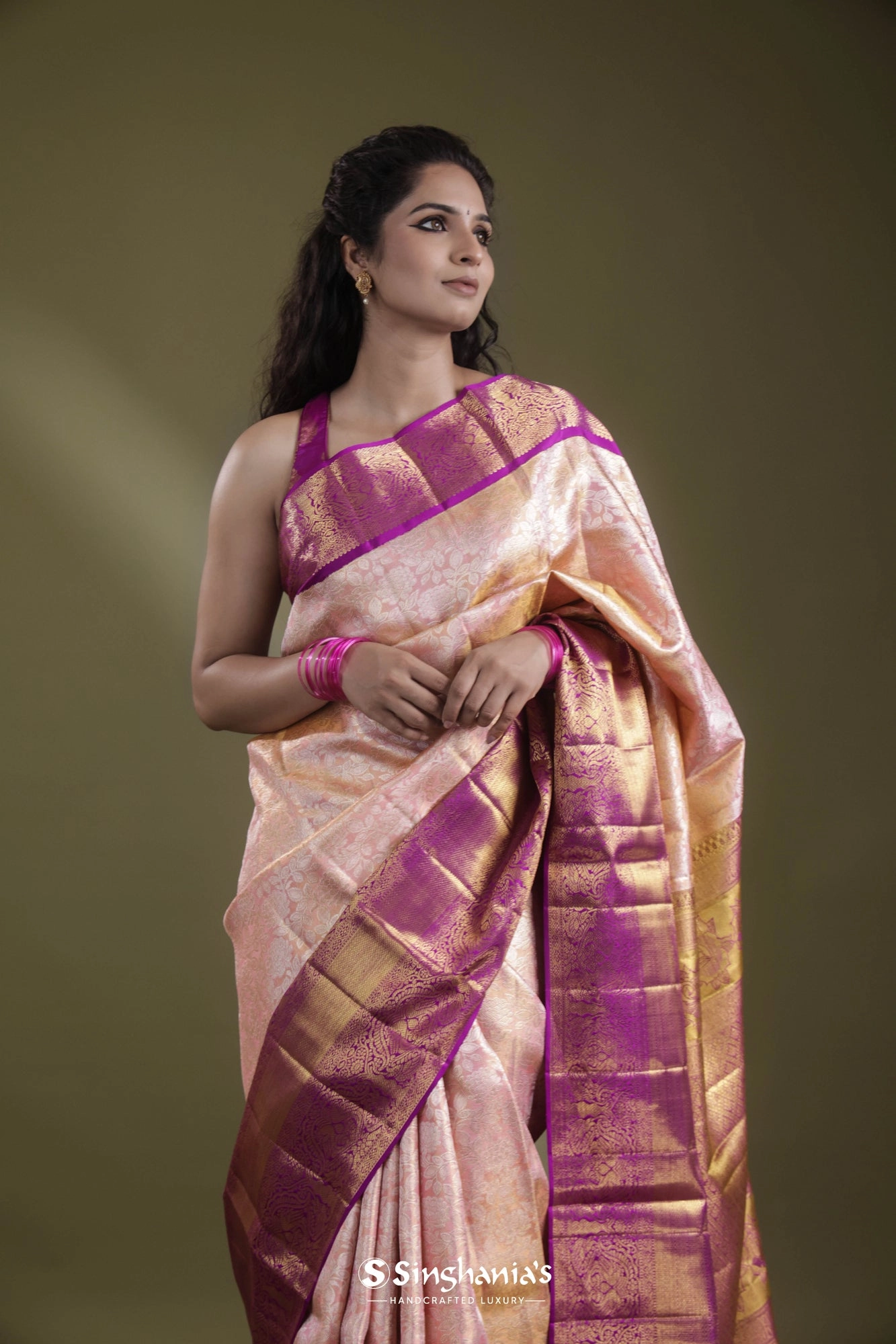 Spanish Pink Kanjivaram Silk Saree With Floarl Jaal