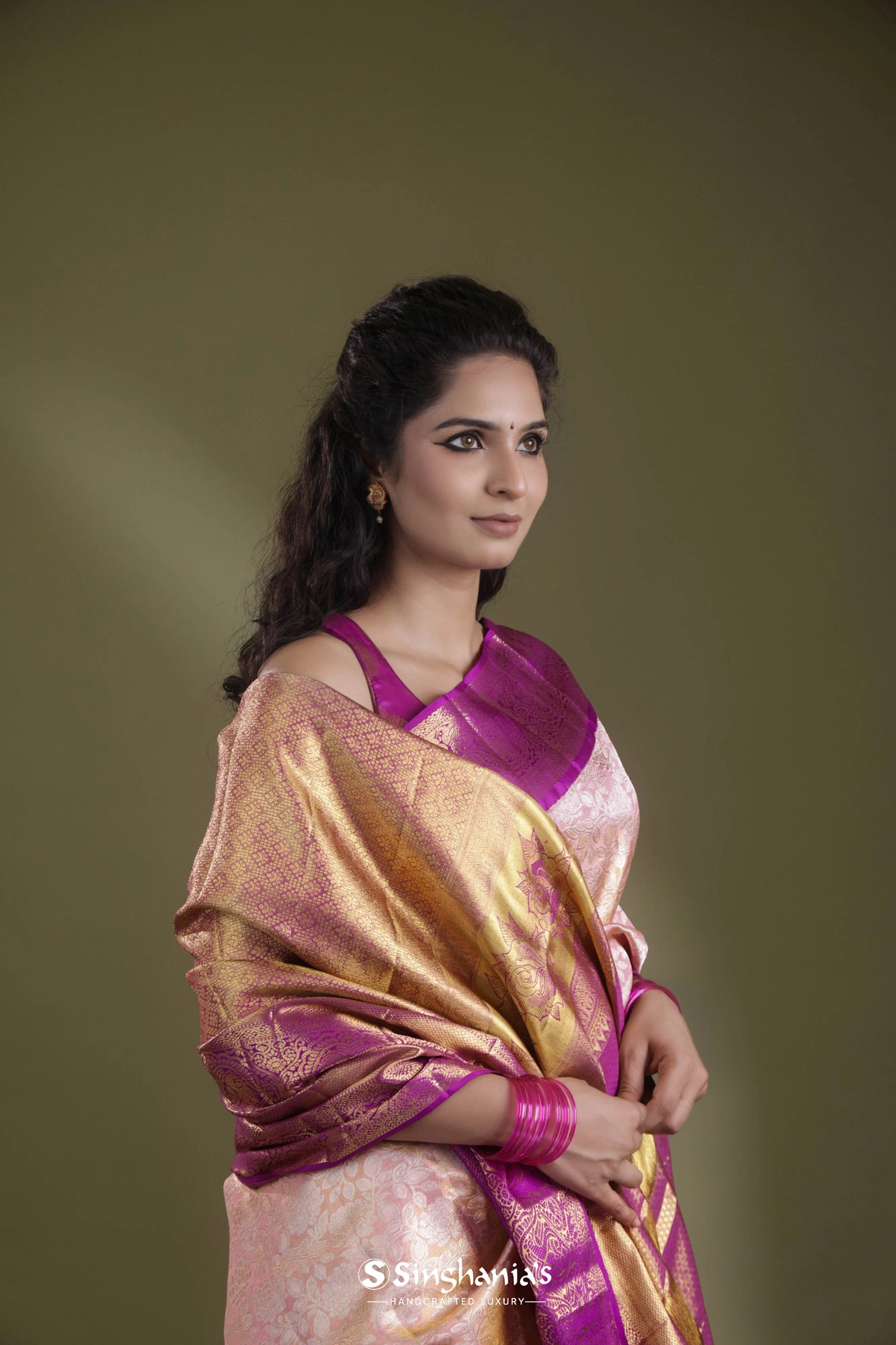 Spanish Pink Kanjivaram Silk Saree With Floarl Jaal