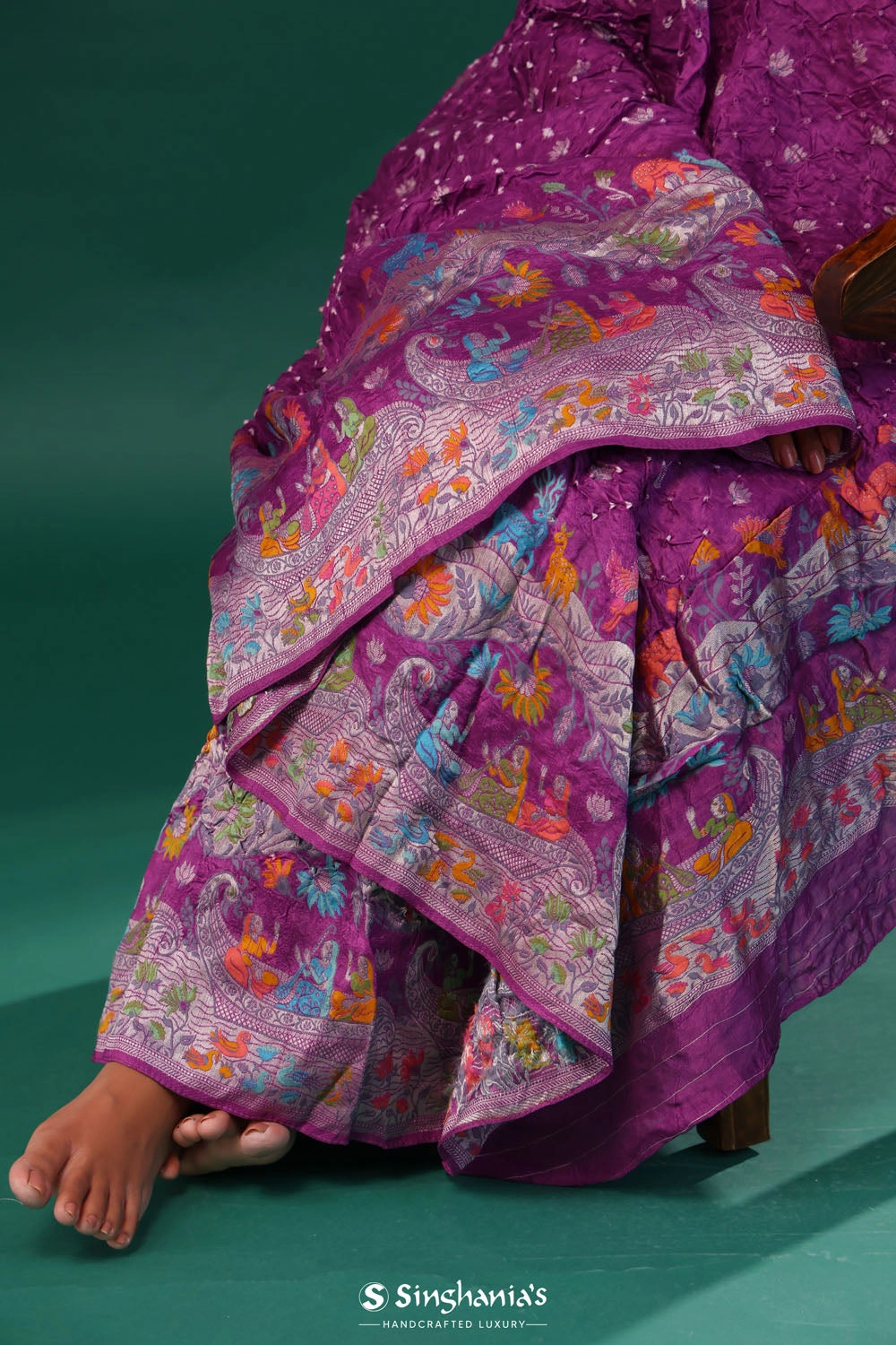 Traditional Purple Butti Bandhani Silk Saree