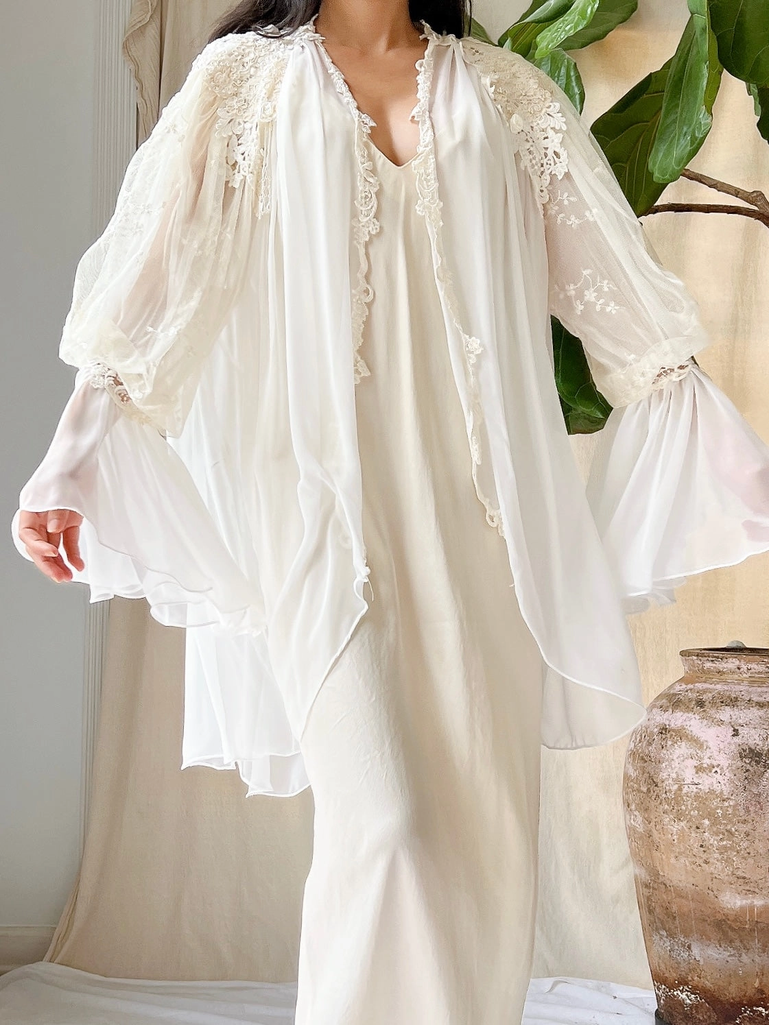 Vintage Puff Sleeve Chiffon Duster - OSFM