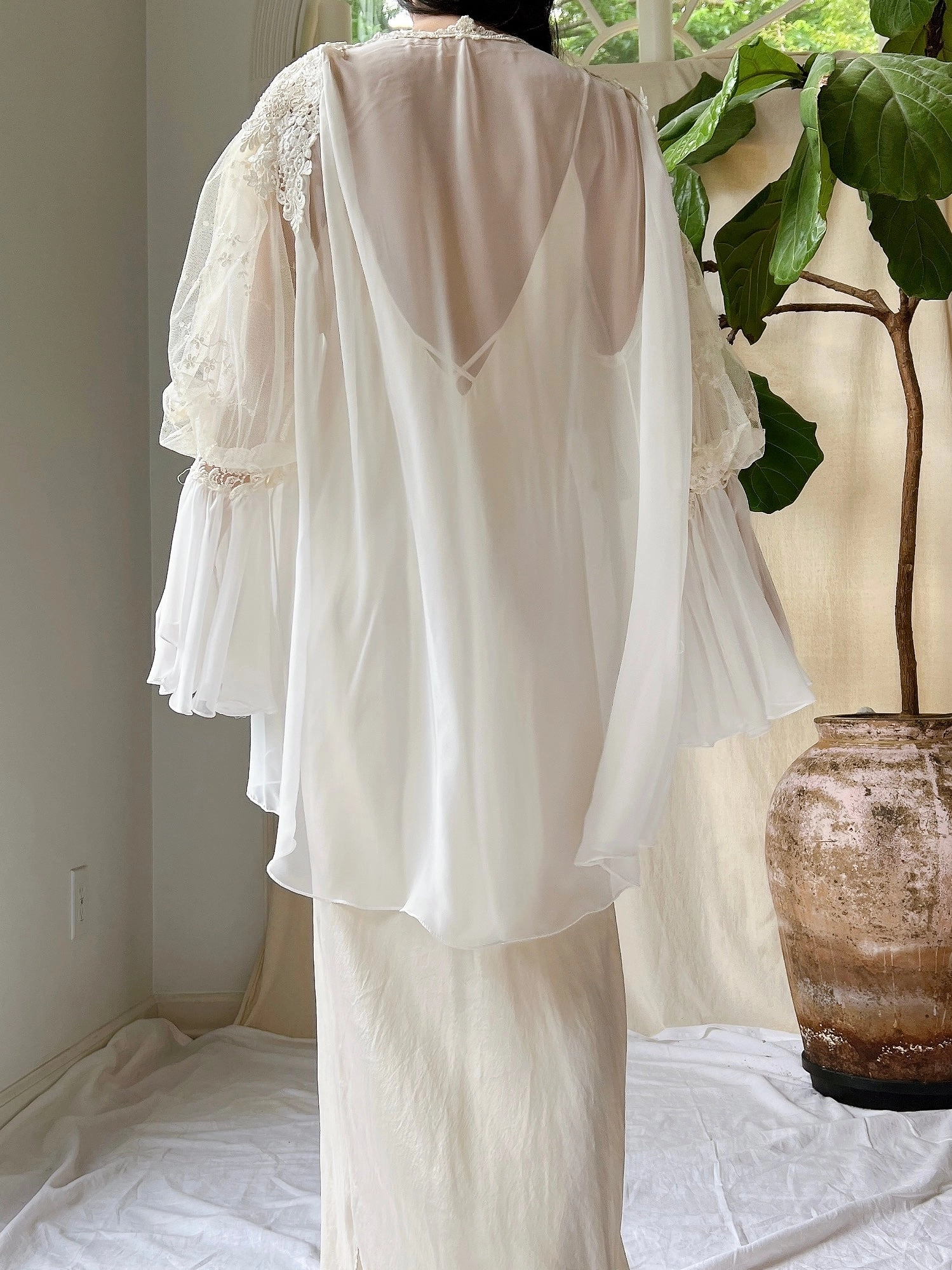 Vintage Puff Sleeve Chiffon Duster - OSFM