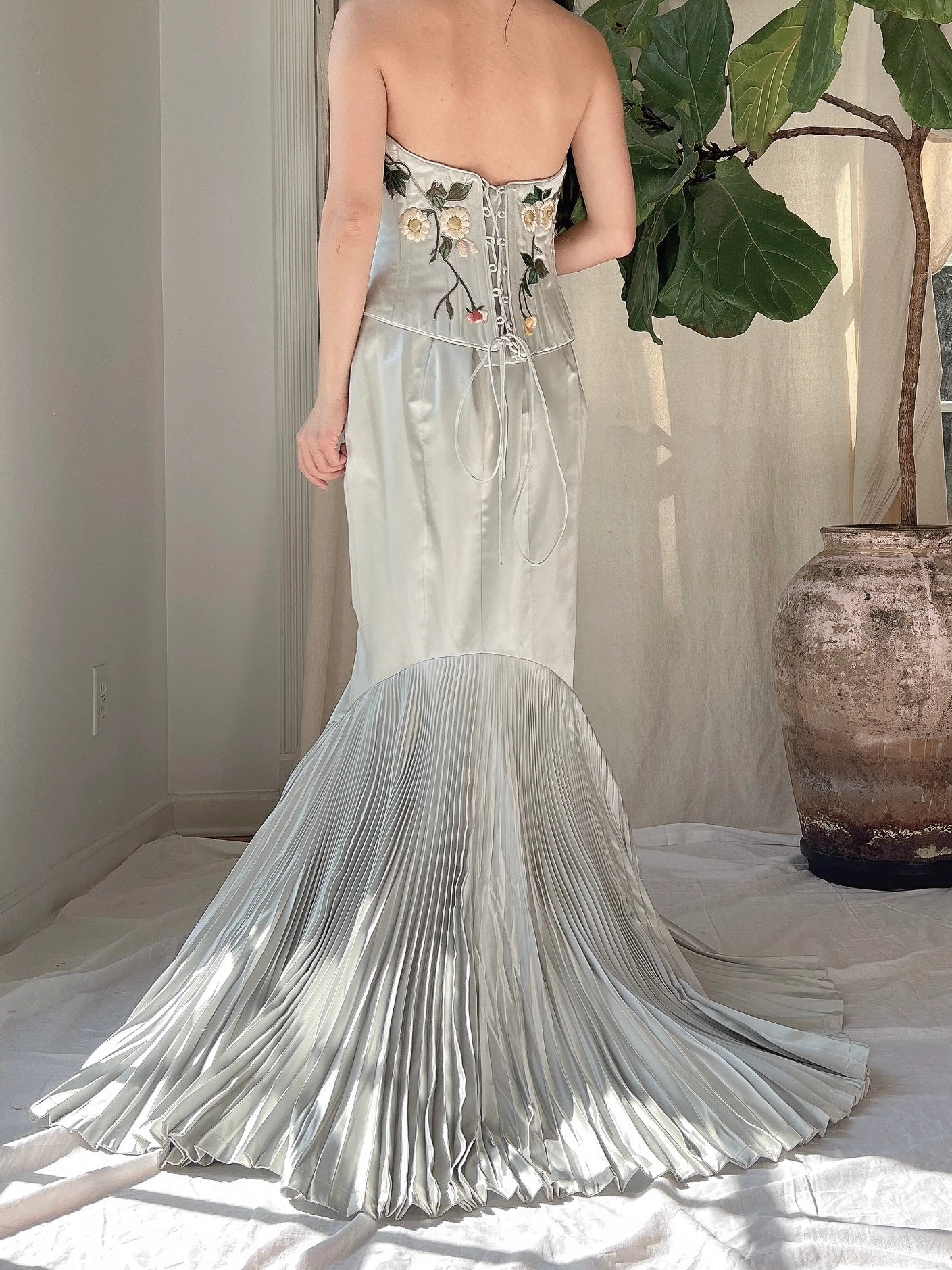 Vintage Silk Couture Eavis and Brown Embroidered Ensemble - M