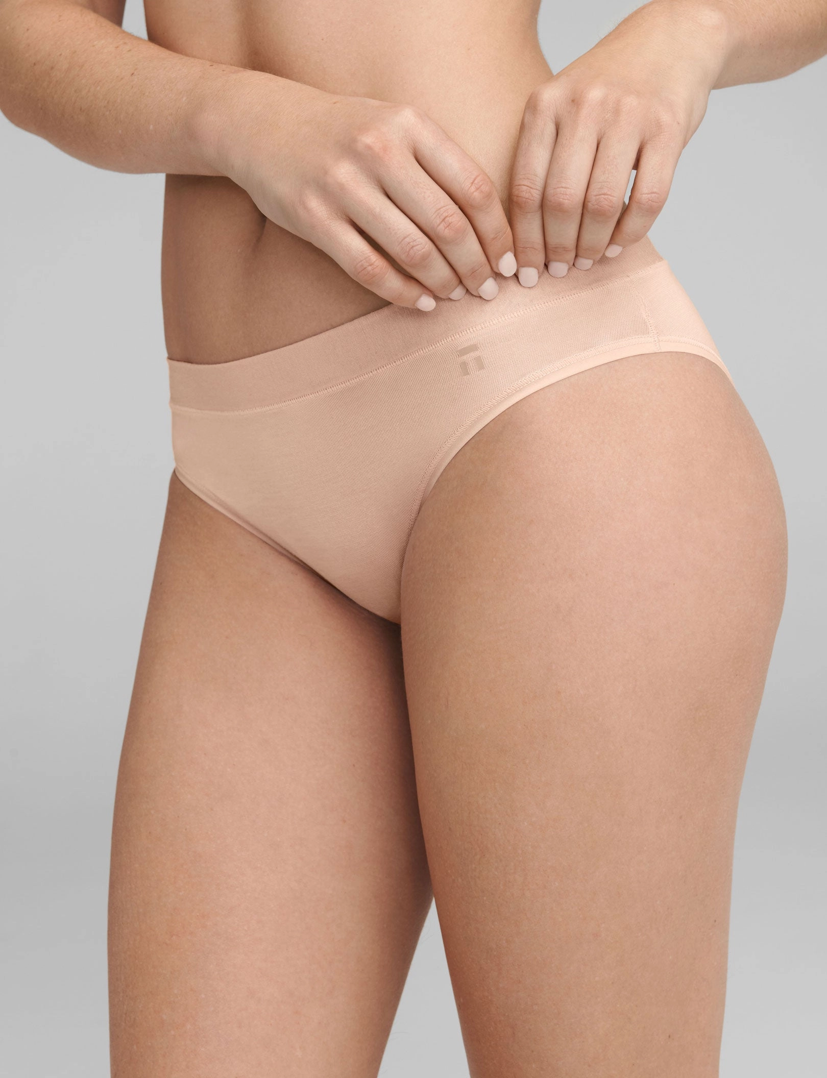 Women's Second Skin Cheeky